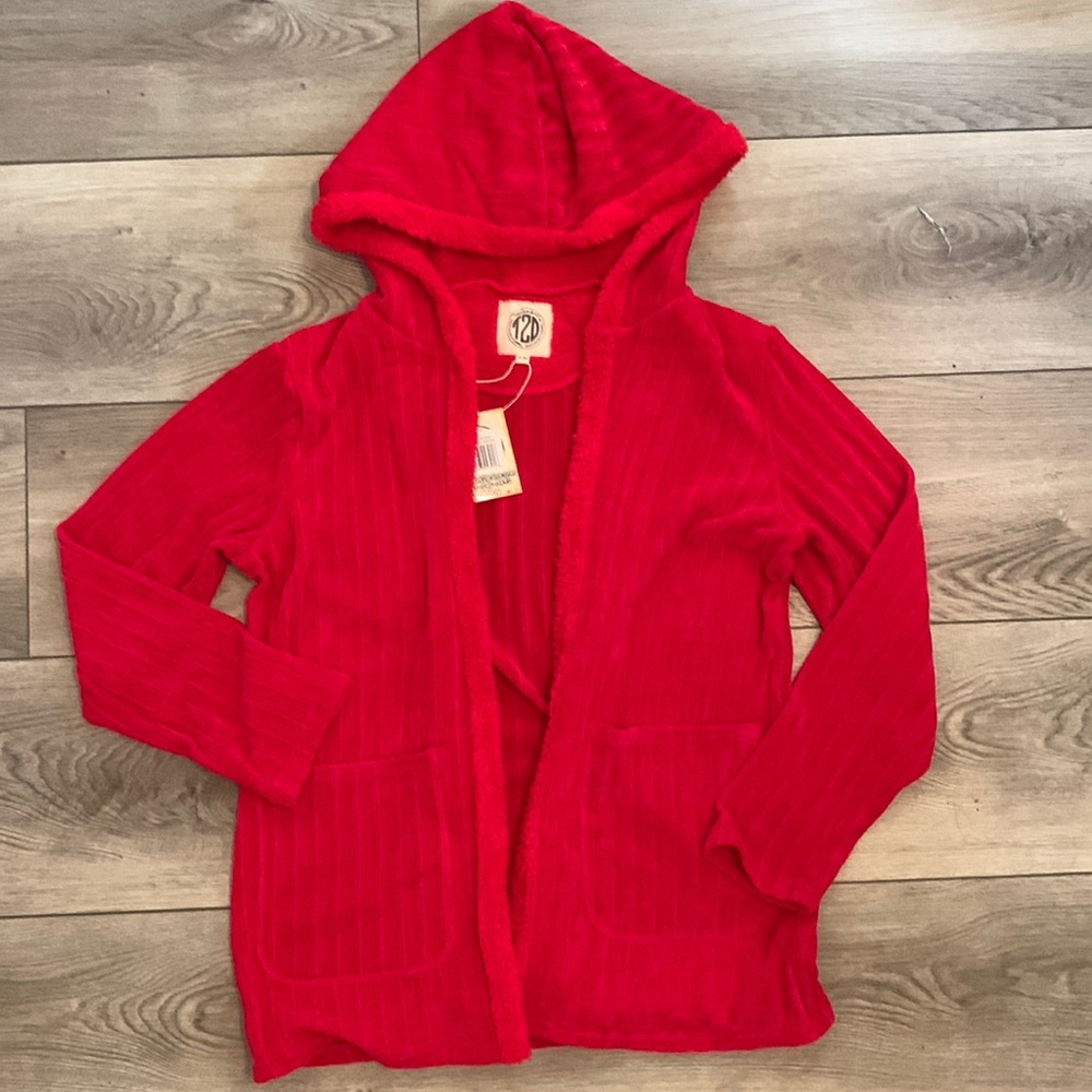 TEES2uRDOOR NWT Chenille Serpa Cardigan small/medium